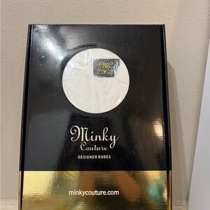 Minky Couture White Designer Robe